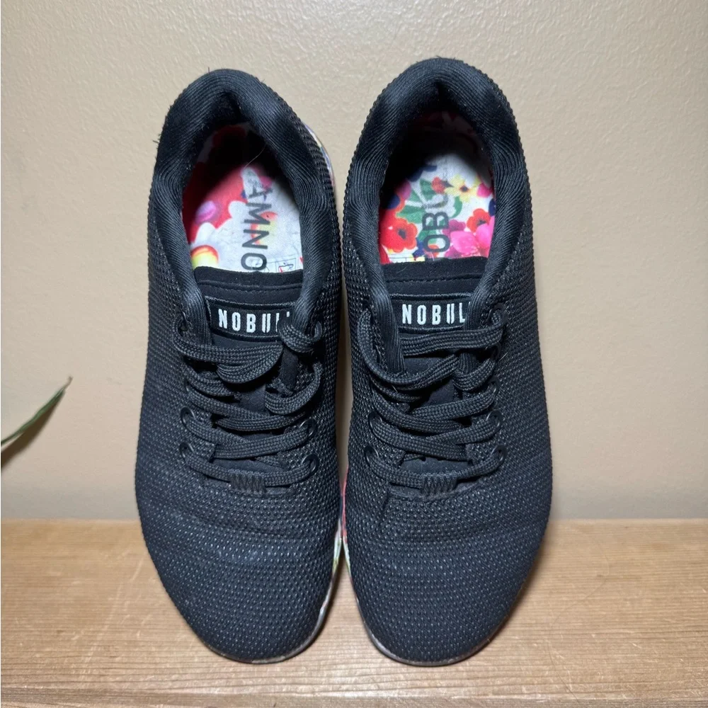 NOBULL stylish black